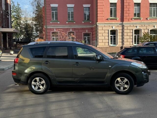 Зеленый Пежо 4007, объемом двигателя 2.2 л и пробегом 248 тыс. км за 5550 $, фото 4 на Automoto.ua