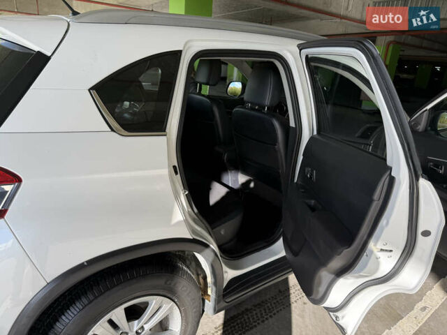 Белый Пежо 4008, объемом двигателя 2 л и пробегом 69 тыс. км за 12500 $, фото 17 на Automoto.ua