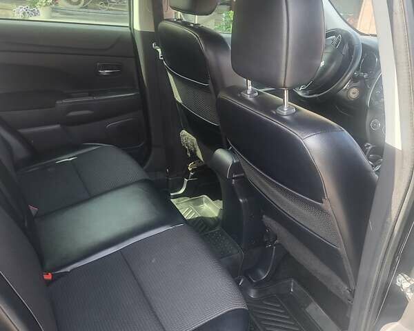 Черный Пежо 4008, объемом двигателя 2 л и пробегом 184 тыс. км за 10800 $, фото 6 на Automoto.ua