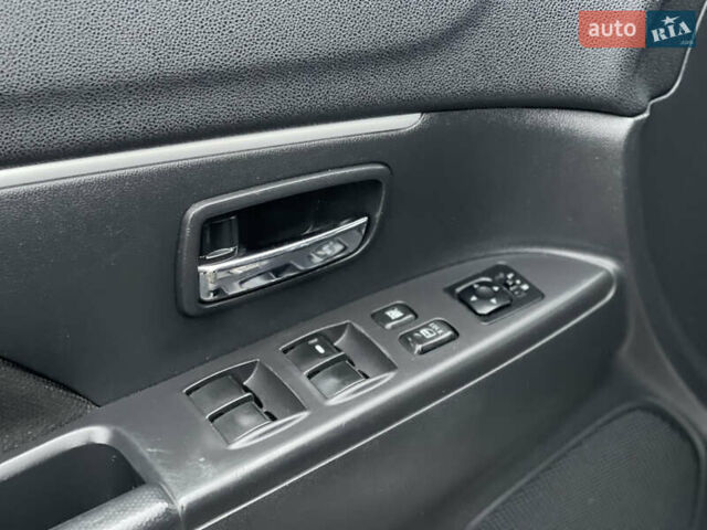 Черный Пежо 4008, объемом двигателя 2 л и пробегом 205 тыс. км за 11950 $, фото 24 на Automoto.ua