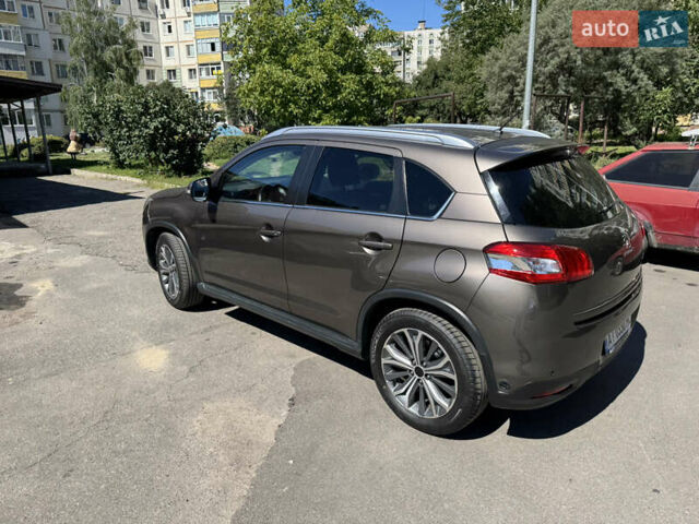 Коричневый Пежо 4008, объемом двигателя 2 л и пробегом 160 тыс. км за 12500 $, фото 9 на Automoto.ua