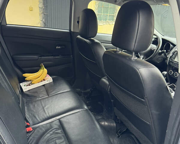 Серый Пежо 4008, объемом двигателя 1.56 л и пробегом 270 тыс. км за 11000 $, фото 12 на Automoto.ua