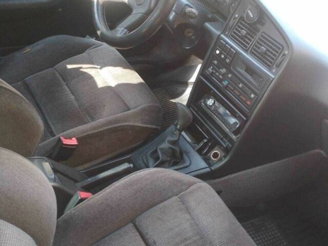 Белый Пежо 405, объемом двигателя 1.4 л и пробегом 190 тыс. км за 650 $, фото 3 на Automoto.ua