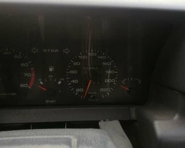 Белый Пежо 405, объемом двигателя 1.6 л и пробегом 217 тыс. км за 600 $, фото 8 на Automoto.ua