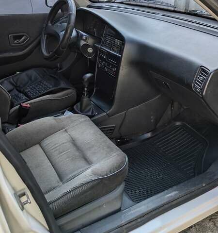 Білий Пежо 405, об'ємом двигуна 1.6 л та пробігом 473 тис. км за 1900 $, фото 19 на Automoto.ua