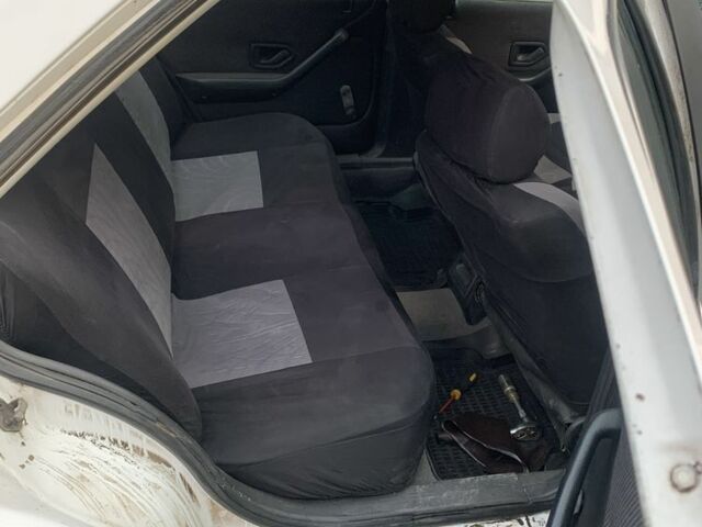 Белый Пежо 405, объемом двигателя 0 л и пробегом 1000 тыс. км за 700 $, фото 7 на Automoto.ua