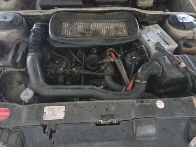 Білий Пежо 405, об'ємом двигуна 1.9 л та пробігом 400 тис. км за 550 $, фото 3 на Automoto.ua