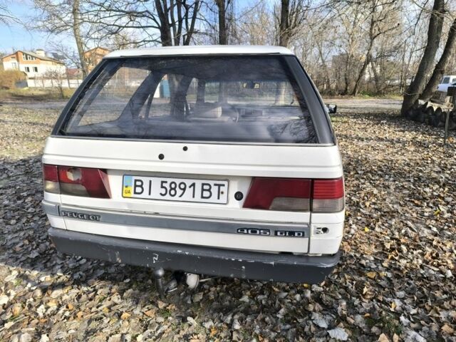 Белый Пежо 405, объемом двигателя 1.9 л и пробегом 293 тыс. км за 1350 $, фото 5 на Automoto.ua