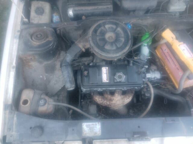 Бежевый Пежо 405, объемом двигателя 1.4 л и пробегом 1 тыс. км за 311 $, фото 5 на Automoto.ua