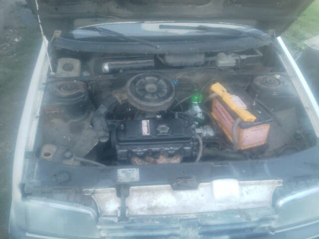 Бежевый Пежо 405, объемом двигателя 1.4 л и пробегом 1 тыс. км за 311 $, фото 2 на Automoto.ua