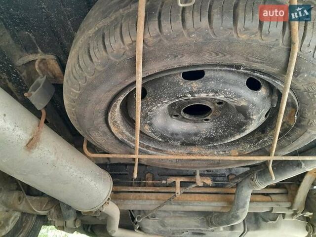 Бежевый Пежо 405, объемом двигателя 1.6 л и пробегом 279 тыс. км за 2500 $, фото 7 на Automoto.ua