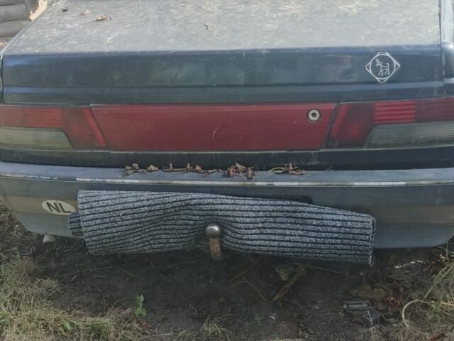 Черный Пежо 405, объемом двигателя 1.9 л и пробегом 141 тыс. км за 358 $, фото 13 на Automoto.ua