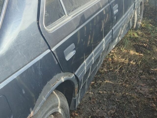 Черный Пежо 405, объемом двигателя 1.9 л и пробегом 141 тыс. км за 358 $, фото 12 на Automoto.ua