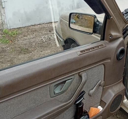 Коричневый Пежо 405, объемом двигателя 1.9 л и пробегом 220 тыс. км за 2500 $, фото 9 на Automoto.ua