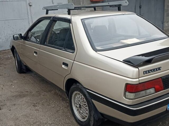 Коричневый Пежо 405, объемом двигателя 1.9 л и пробегом 220 тыс. км за 2500 $, фото 3 на Automoto.ua