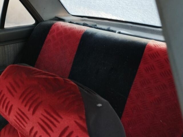 Красный Пежо 405, объемом двигателя 0 л и пробегом 99 тыс. км за 500 $, фото 1 на Automoto.ua