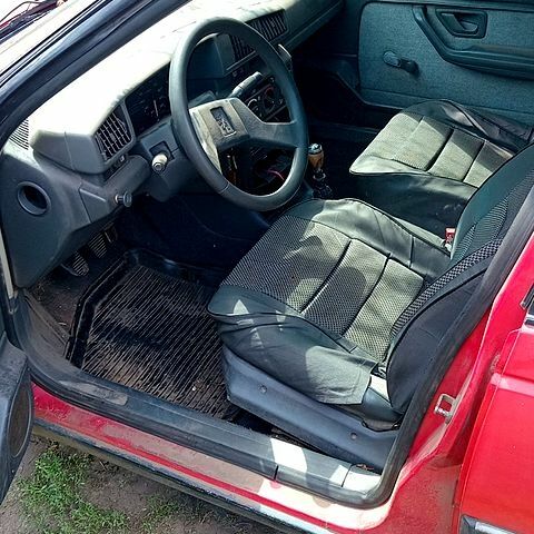 Красный Пежо 405, объемом двигателя 1.6 л и пробегом 0 тыс. км за 1500 $, фото 2 на Automoto.ua