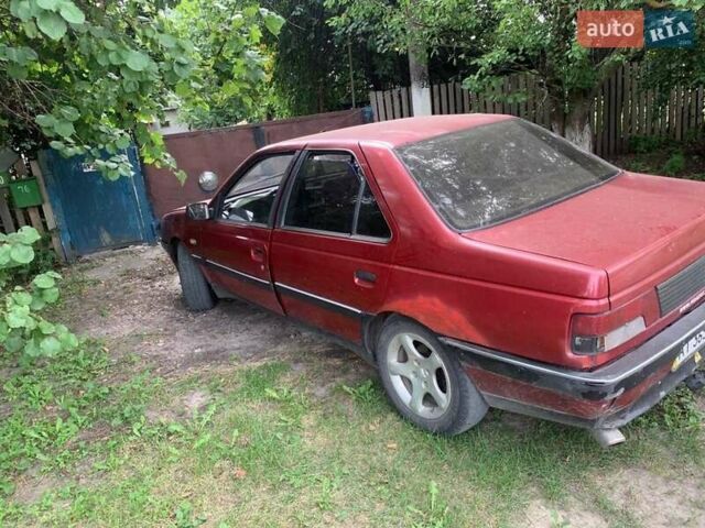 Красный Пежо 405, объемом двигателя 1.9 л и пробегом 300 тыс. км за 548 $, фото 5 на Automoto.ua