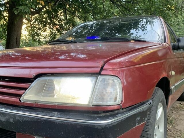 Красный Пежо 405, объемом двигателя 1.9 л и пробегом 300 тыс. км за 548 $, фото 2 на Automoto.ua