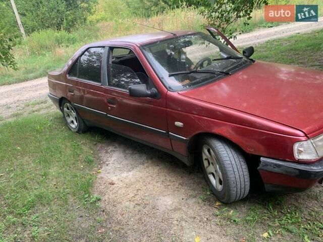 Красный Пежо 405, объемом двигателя 1.9 л и пробегом 300 тыс. км за 548 $, фото 3 на Automoto.ua