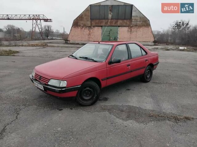 Красный Пежо 405, объемом двигателя 1.6 л и пробегом 323 тыс. км за 1200 $, фото 1 на Automoto.ua