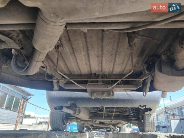 Красный Пежо 405, объемом двигателя 1.6 л и пробегом 323 тыс. км за 1200 $, фото 14 на Automoto.ua