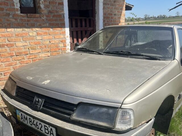 Красный Пежо 405, объемом двигателя 1.6 л и пробегом 999 тыс. км за 596 $, фото 8 на Automoto.ua