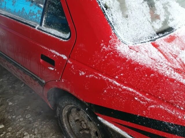 Красный Пежо 405, объемом двигателя 1.4 л и пробегом 230 тыс. км за 900 $, фото 4 на Automoto.ua