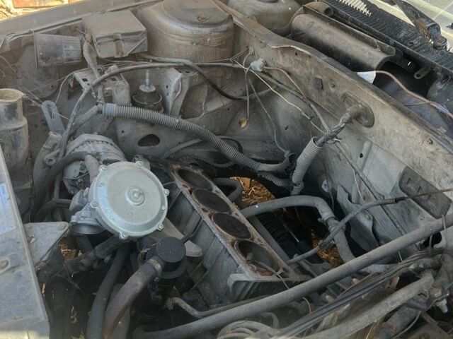 Красный Пежо 405, объемом двигателя 1.6 л и пробегом 999 тыс. км за 596 $, фото 3 на Automoto.ua