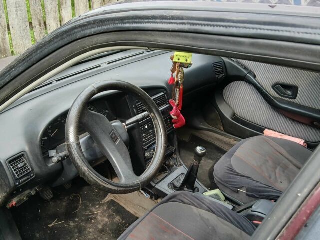 Красный Пежо 405, объемом двигателя 2 л и пробегом 1000 тыс. км за 600 $, фото 1 на Automoto.ua