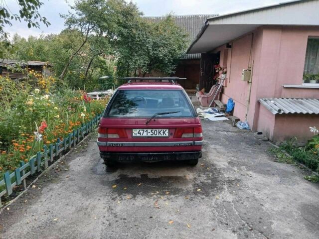 Красный Пежо 405, объемом двигателя 1.6 л и пробегом 300 тыс. км за 700 $, фото 4 на Automoto.ua
