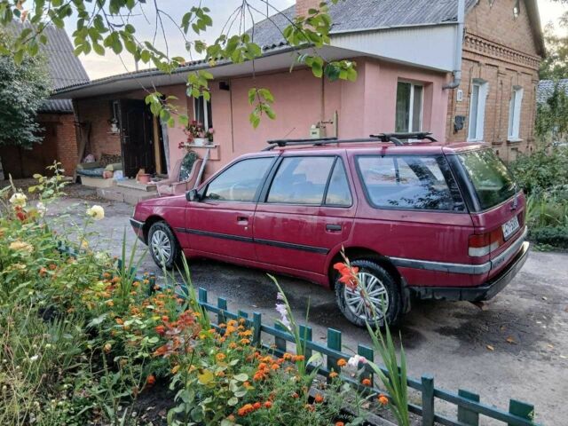 Красный Пежо 405, объемом двигателя 1.6 л и пробегом 300 тыс. км за 700 $, фото 6 на Automoto.ua