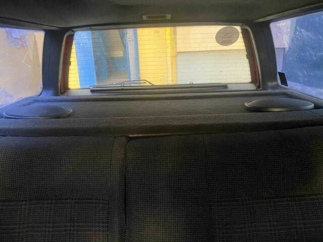 Красный Пежо 405, объемом двигателя 1.8 л и пробегом 350 тыс. км за 1309 $, фото 10 на Automoto.ua