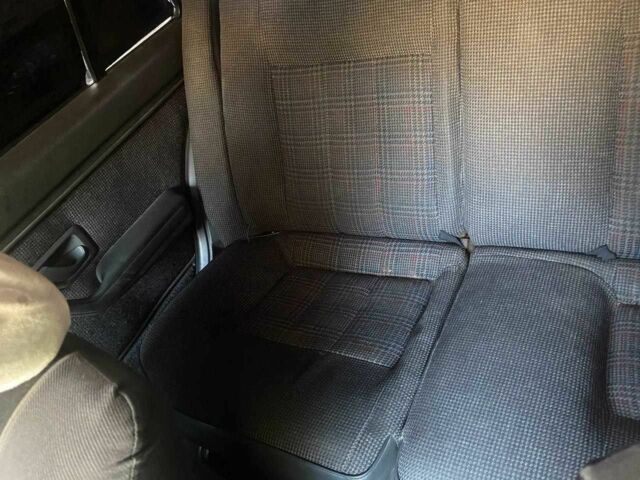 Красный Пежо 405, объемом двигателя 1.8 л и пробегом 350 тыс. км за 1309 $, фото 11 на Automoto.ua