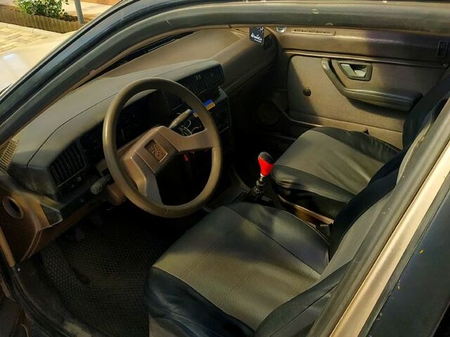 Пежо 405, объемом двигателя 1.9 л и пробегом 250 тыс. км за 1150 $, фото 3 на Automoto.ua