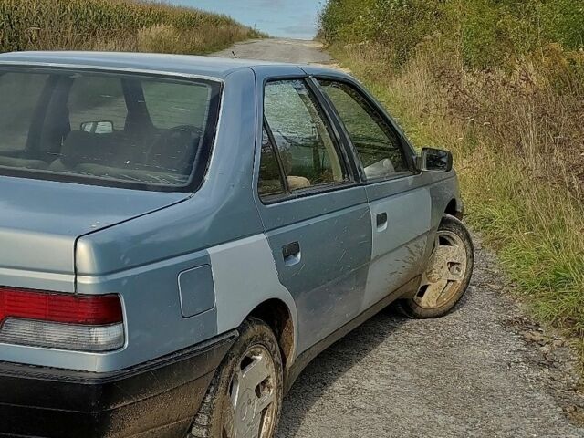 Сірий Пежо 405, об'ємом двигуна 0 л та пробігом 300 тис. км за 898 $, фото 3 на Automoto.ua