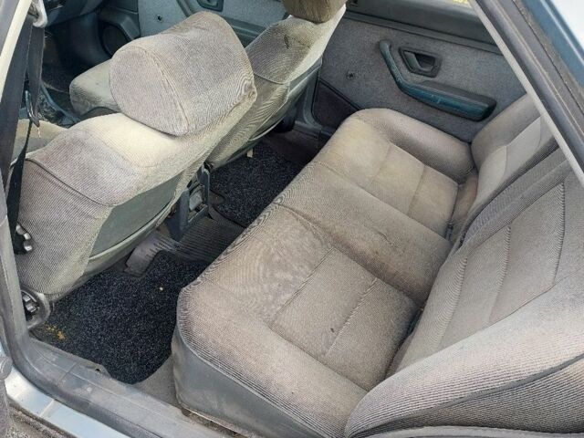 Сірий Пежо 405, об'ємом двигуна 0 л та пробігом 300 тис. км за 898 $, фото 6 на Automoto.ua