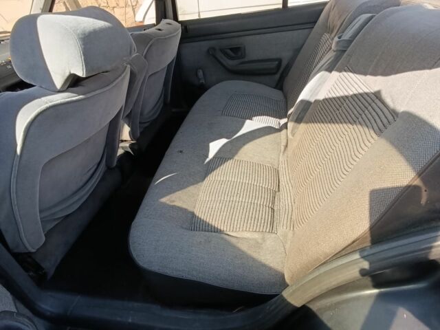 Серый Пежо 405, объемом двигателя 1.6 л и пробегом 10 тыс. км за 650 $, фото 2 на Automoto.ua