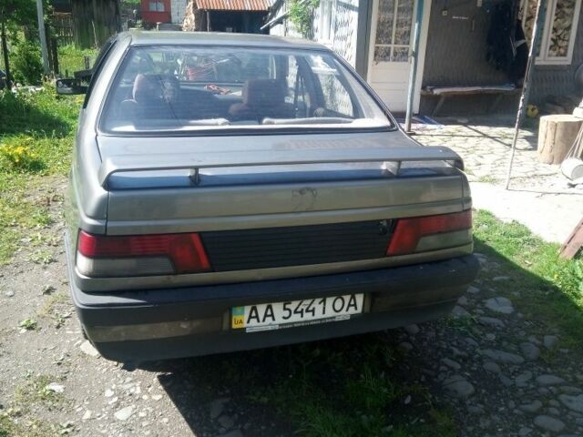 Серый Пежо 405, объемом двигателя 1.9 л и пробегом 100 тыс. км за 550 $, фото 7 на Automoto.ua