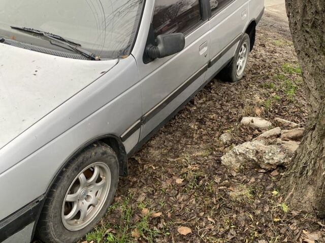 Серый Пежо 405, объемом двигателя 1.9 л и пробегом 350 тыс. км за 1100 $, фото 2 на Automoto.ua