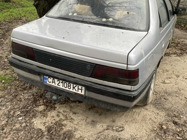 Серый Пежо 405, объемом двигателя 1.9 л и пробегом 350 тыс. км за 1100 $, фото 3 на Automoto.ua