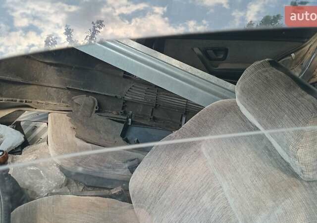 Сірий Пежо 405, об'ємом двигуна 1.8 л та пробігом 300 тис. км за 400 $, фото 1 на Automoto.ua