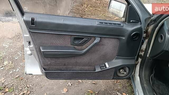 Сірий Пежо 405, об'ємом двигуна 1.9 л та пробігом 220 тис. км за 458 $, фото 17 на Automoto.ua