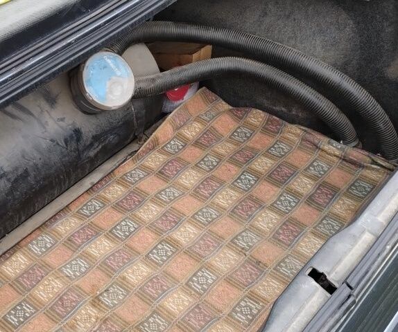 Серый Пежо 405, объемом двигателя 1.6 л и пробегом 317 тыс. км за 2000 $, фото 3 на Automoto.ua