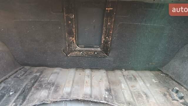 Сірий Пежо 405, об'ємом двигуна 1.9 л та пробігом 220 тис. км за 458 $, фото 32 на Automoto.ua