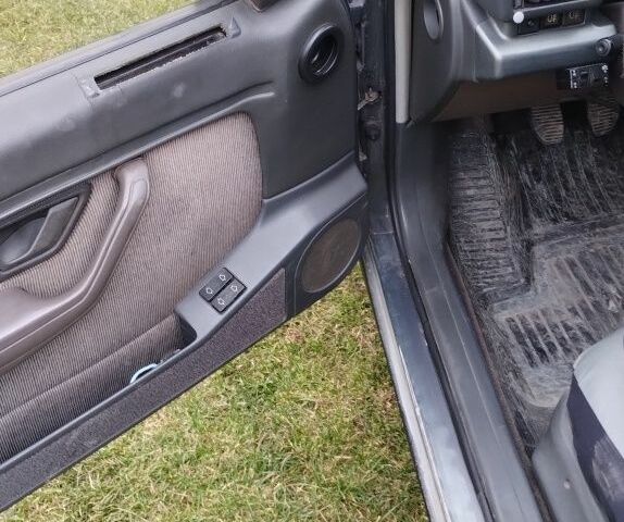 Серый Пежо 405, объемом двигателя 1.6 л и пробегом 317 тыс. км за 2000 $, фото 11 на Automoto.ua