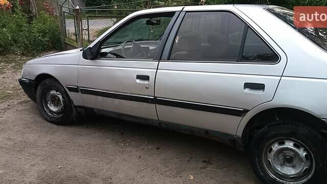 Серый Пежо 405, объемом двигателя 1.9 л и пробегом 220 тыс. км за 475 $, фото 2 на Automoto.ua