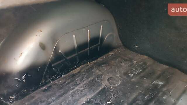 Серый Пежо 405, объемом двигателя 1.9 л и пробегом 220 тыс. км за 462 $, фото 27 на Automoto.ua