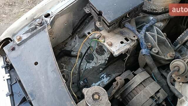 Серый Пежо 405, объемом двигателя 1.9 л и пробегом 220 тыс. км за 462 $, фото 21 на Automoto.ua