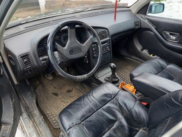 Серый Пежо 405, объемом двигателя 2 л и пробегом 300 тыс. км за 1100 $, фото 4 на Automoto.ua